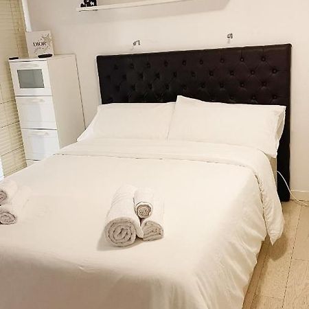 Ferienwohnung Accogliente Loft A 8 Min Dal Duomo Mailand Exterior foto